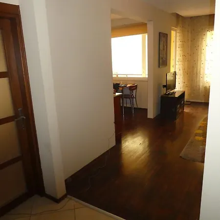 Appartement 3+1 Merkez Denize 50 Mt.daire Alanya